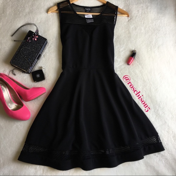 Rue21 Dresses & Skirts - 🥳{Rue 21} Laser Cut Illusion Skater Black Dress
